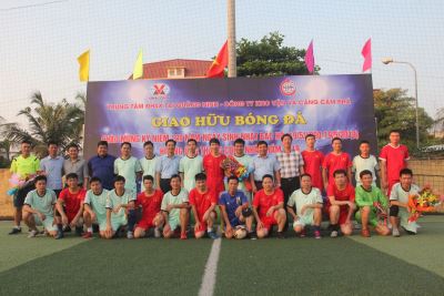 Giao hữu bóng đá với TTĐSX tại Quảng Ninh