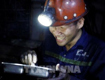 Giải pháp nào hút lao động ngành than?