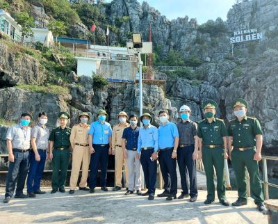 Công ty Kho vận và cảng Cẩm Phả - Vinacomin nỗ lực làm tốt công tác bảo vệ quân sự