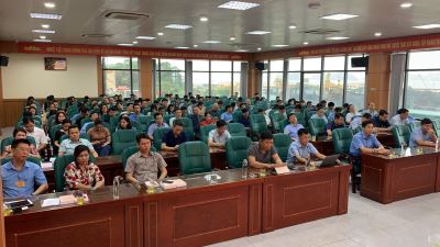 Đảng bộ Công ty Kho vận và cảng Cẩm Phả - Vinacomin tổ chức học tập, quán triệt Nghị quyết Đại hội XIII của Đảng