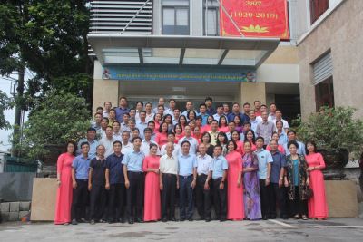 Gặp mặt kỷ niệm 90 năm ngày thành lập Công đoàn Việt Nam