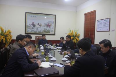 Công ty Kho vận và cảng Cẩm Phả - Vinacomin họp Ban lãnh đạo