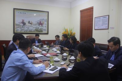 Công ty Kho vận và cảng Cẩm Phả - Vinacomin họp giao ban đầu tuần