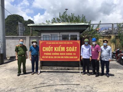 Công ty Kho vận và cảng Cẩm Phả - Vinacomin quyết liệt trong việc phối hợp thực hiện tốt nhiệm vụ phòng chống dịch Covid-19