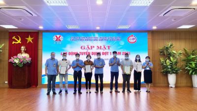 Công ty Kho vận và cảng Cẩm Phả - Vinacomin tổ chức gặp mặt công nhân viên tuyển mới đợt 1 năm 2021