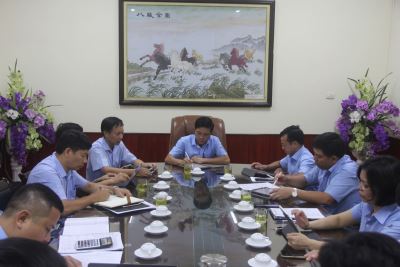 Công ty Kho vận và cảng Cẩm Phả - Vinacomin tổ chức họp Ban lãnh đạo