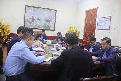 Công ty Kho vận và cảng Cẩm Phả - Vinacomin họp Ban lãnh đạo cuối tháng 12