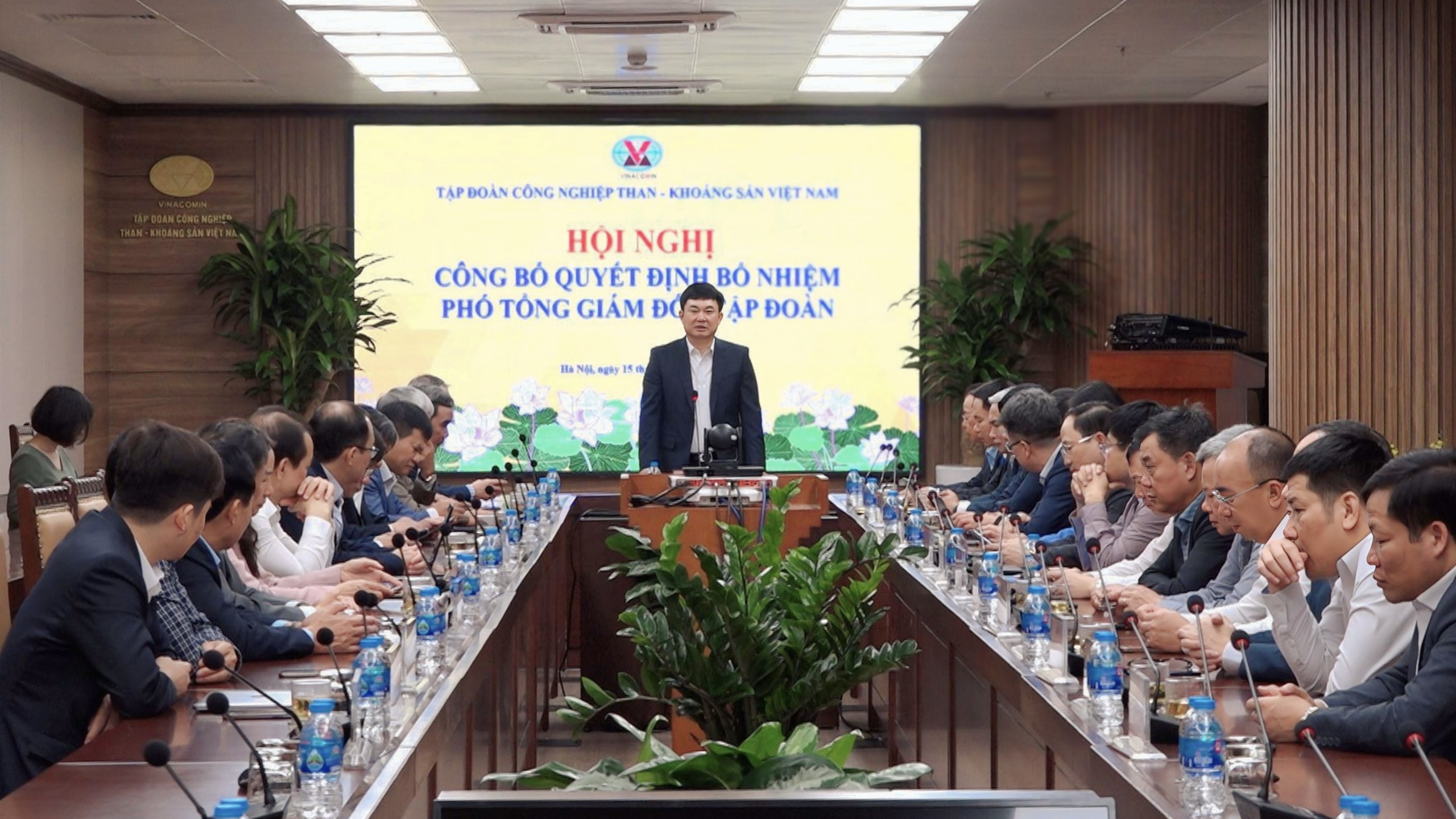 Công bố Quyết định bổ nhiệm Phó Tổng giám đốc TKV Nguyễn Huy Nam - Ảnh 1