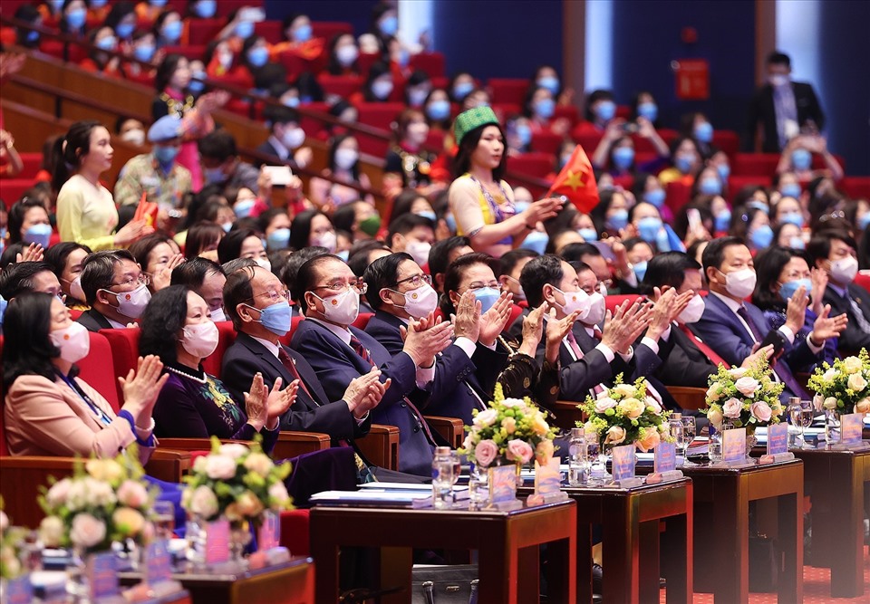 Khai mạc Đại hội đại biểu phụ nữ toàn quốc: Ngày hội của phụ nữ Việt Nam - Ảnh 4
