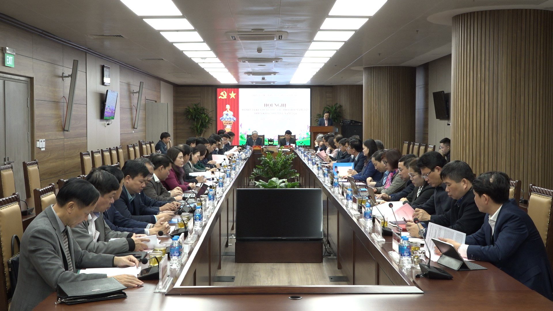 Nâng cao hiệu quả quy chế phối hợp giữa Đảng ủy TKV và Đảng ủy Than Quảng Ninh - Ảnh 1