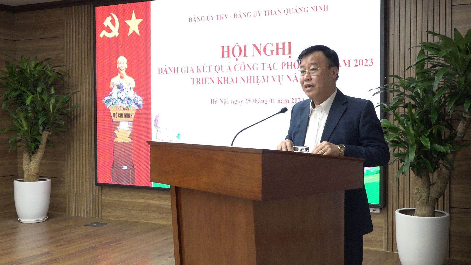 Nâng cao hiệu quả quy chế phối hợp giữa Đảng ủy TKV và Đảng ủy Than Quảng Ninh - Ảnh 2