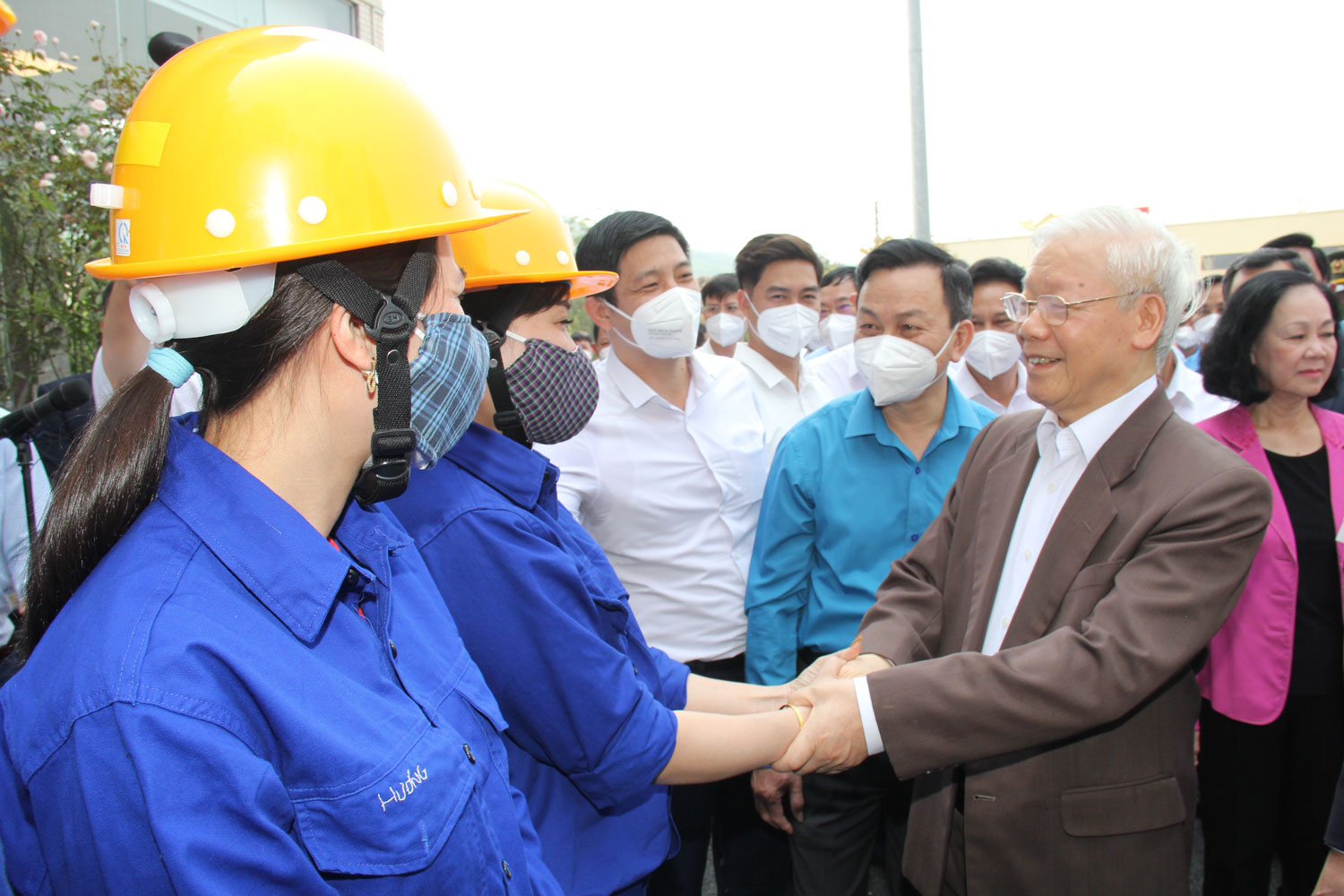 Tổng Bí thư Nguyễn Phú Trọng: Phát huy truyền thống vẻ vang “Kỷ luật và Đồng tâm” của ngành Than, xây dựng TKV phát triển bền vững, xây dựng tỉnh Quảng Ninh giàu đẹp - Ảnh 2