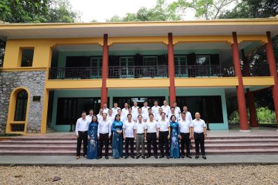 Hành trình về nguồn ý nghĩa của Đảng bộ Công ty Kho vận và cảng Cẩm Phả - Vinacomin