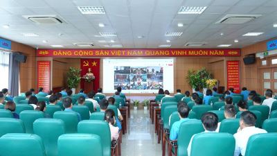Công đoàn TKV tổ chức hội nghị nâng cao chất lượng hoạt động của mạng lưới ATVSV - Tổng kết tháng thi đua