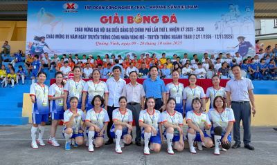 Đội bóng đá nữ Công ty Kho vận và cảng CP tham dự Khai mạc Giải bóng đá nữ TKV năm 2025