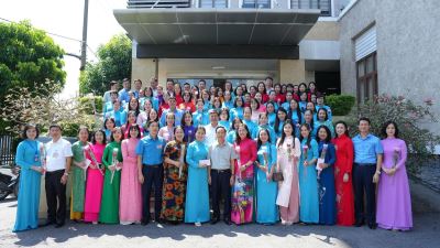 96 nữ CBCNV tiêu biểu tham dự chương trình gặp mặt nhân dịp kỷ niệm 96 năm ngày thành lập Hội LHPN Việt Nam