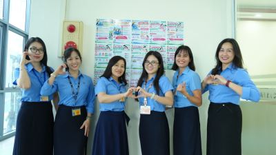 Nữ đoàn viên Công đoàn Công ty Kho vận và cảng Cẩm Phả tích cực hưởng ứng cuộc thi trực tuyến tìm hiểu chế độ, chính sách đối với lao động nữ