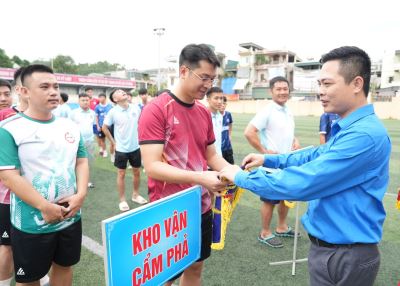 ĐTN Công ty hưởng ứng giải bóng đá nam phong trào Đoàn TQN mở rộng năm 2026