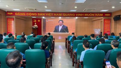 Đảng bộ Công ty tổ chức Hội nghị quán triệt, triển khai thực hiện nội dung các Nghị quyết của Bộ Chính trị