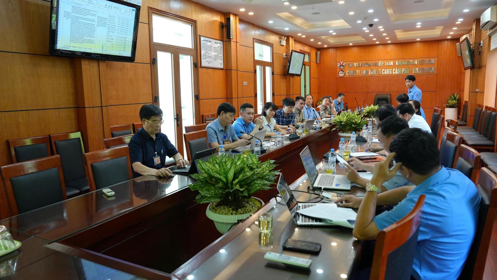 Công ty xét duyệt sáng kiến, giải pháp cải tiến kỹ thuật, hợp lý hóa sản xuất 6 tháng đầu năm 2025