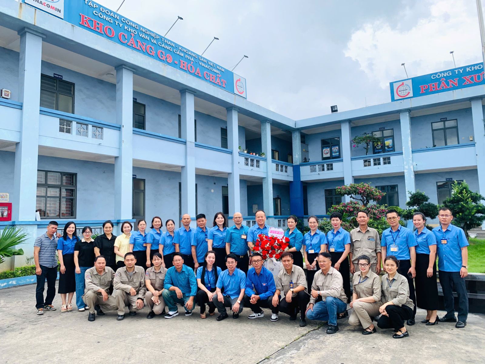 Công đoàn Kho cảng G9 - Hoá Chất tổ chức toạ đàm “Tự hào 97 năm - Vững bước tương lai”