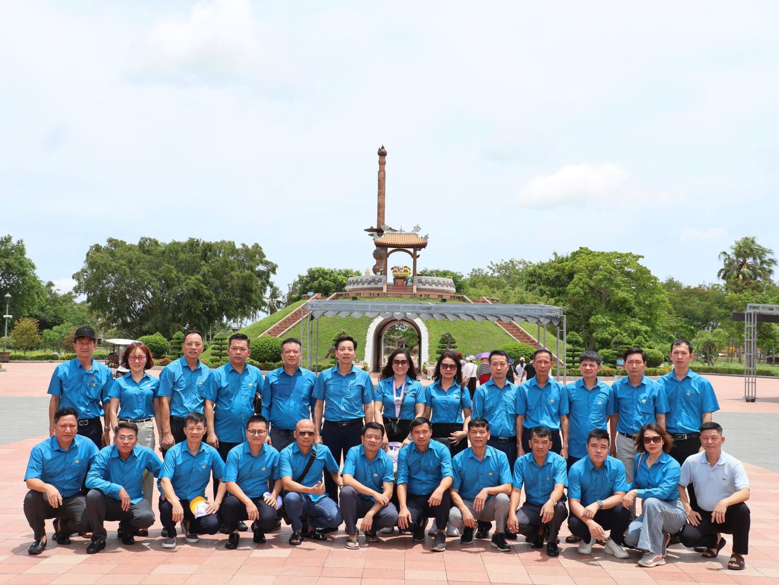 Công đoàn Công ty Kho vận và cảng Cẩm Phả và chuyến trải nghiệm, hành trình về nguồn đầy ý nghĩa